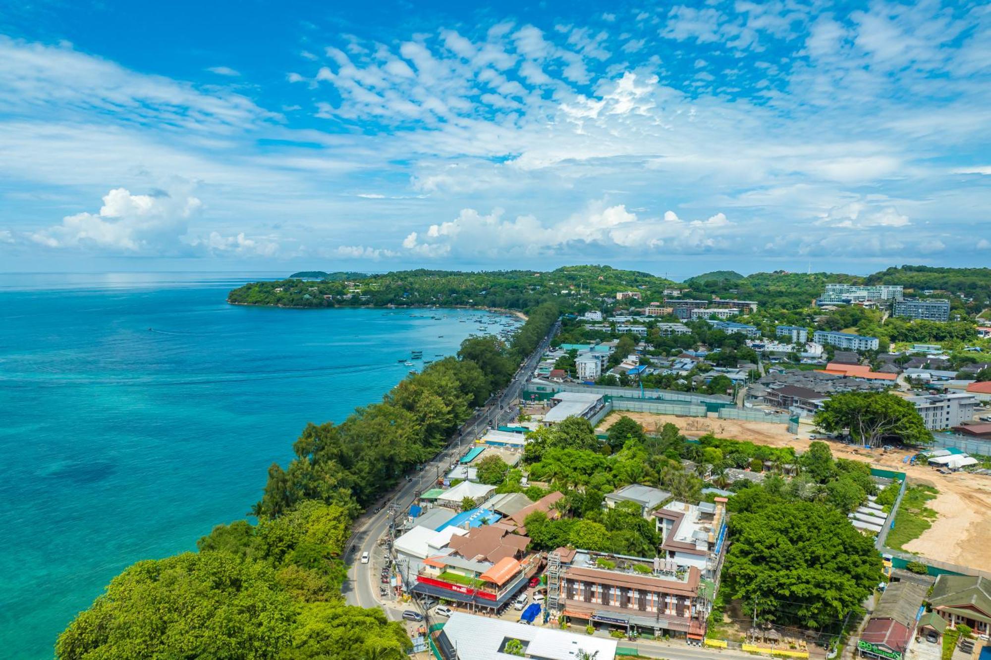 Phuket Meet Holiday Hotel 普吉岛相遇花园度假酒店 Rawai Exterior photo