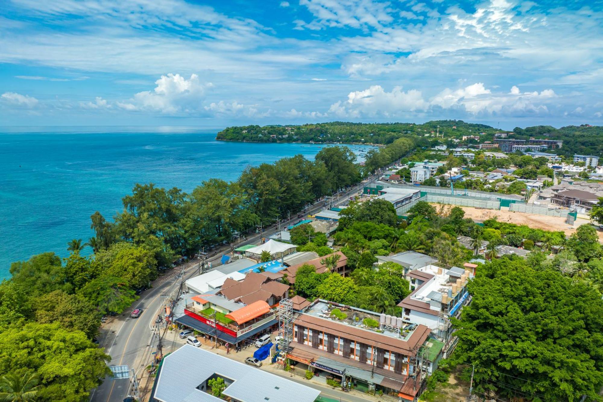 Phuket Meet Holiday Hotel 普吉岛相遇花园度假酒店 Rawai Exterior photo